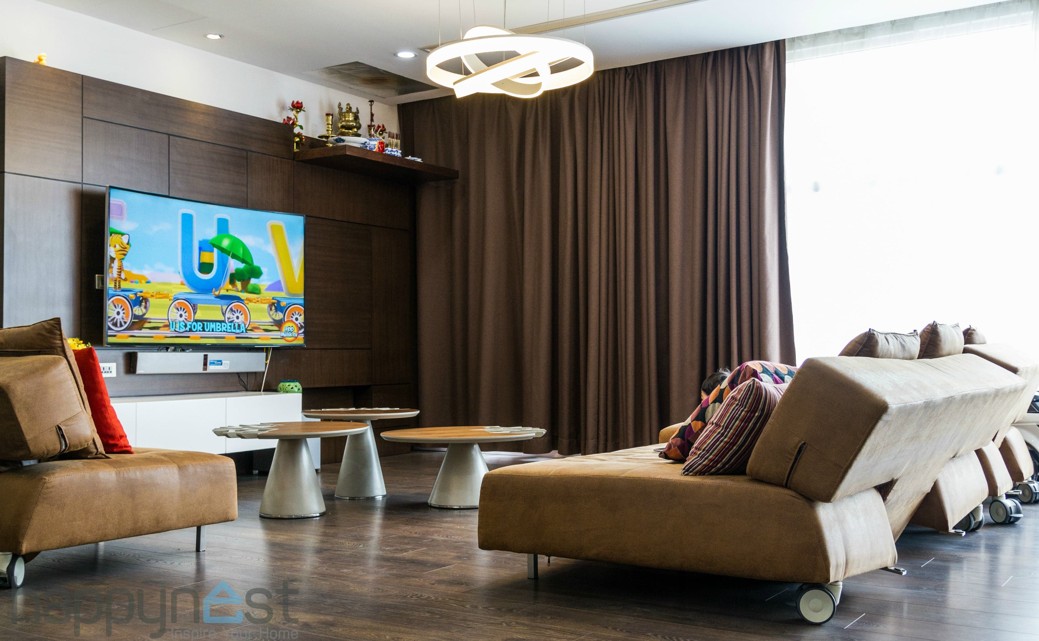 Ngắm nhìn căn hộ duplex đón nắng của gia đình nhỏ 3 thành viên tại Hà Nội