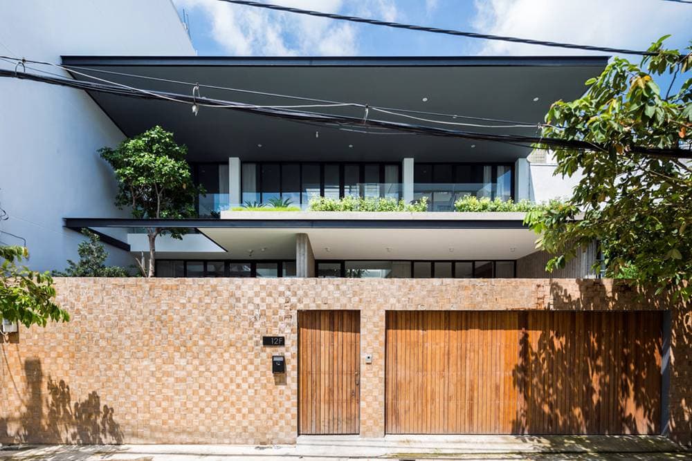 Patio House - Biệt thự phố ở Sài Gòn với hiên lửng tràn ngập ánh nắng