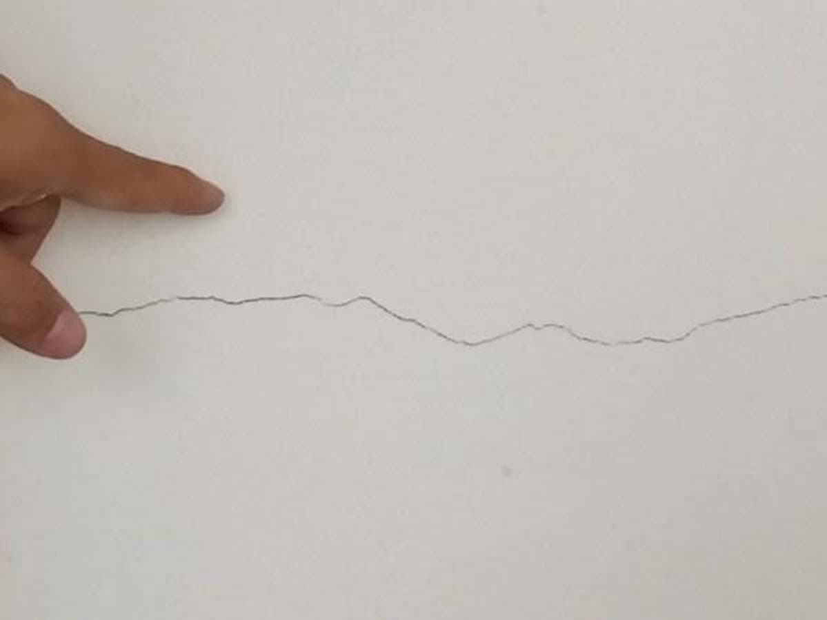 Nguyên nhân và cách khắc phục tường nhà bị nứt