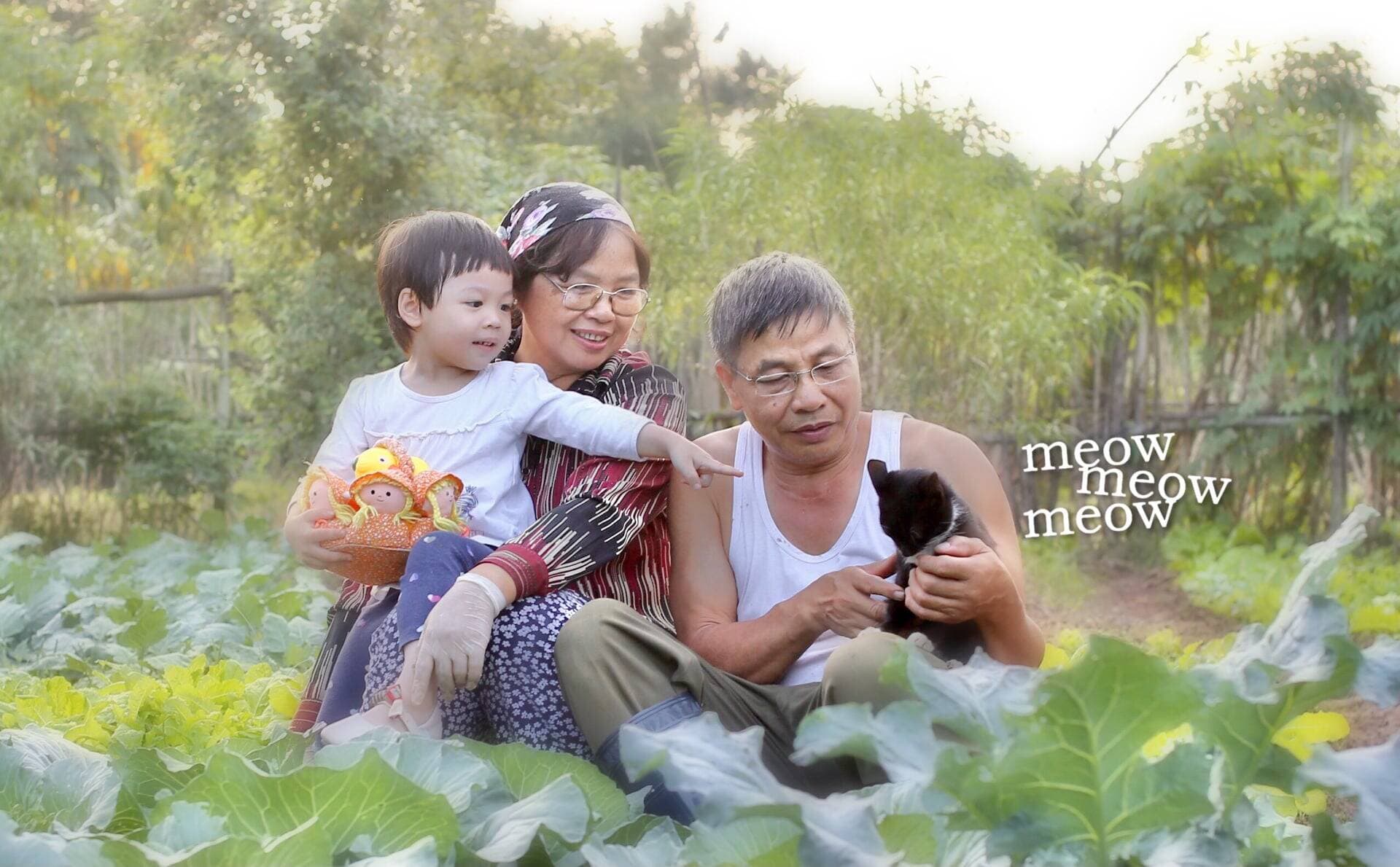 Chiến dịch “Ba mẹ là nhà” chất chứa những yêu thương, là lời muốn nói của những người con dành tặng ba mẹ