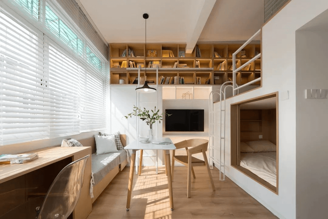 Căn hộ 28m2 của gia đình 4 người có tới 4 không gian ngủ khiến nhiều người bất ngờ