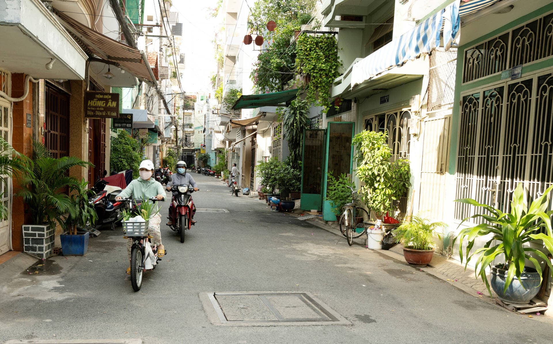 Tôi lấy đâu ra tiền để mua nhà, mua đất?