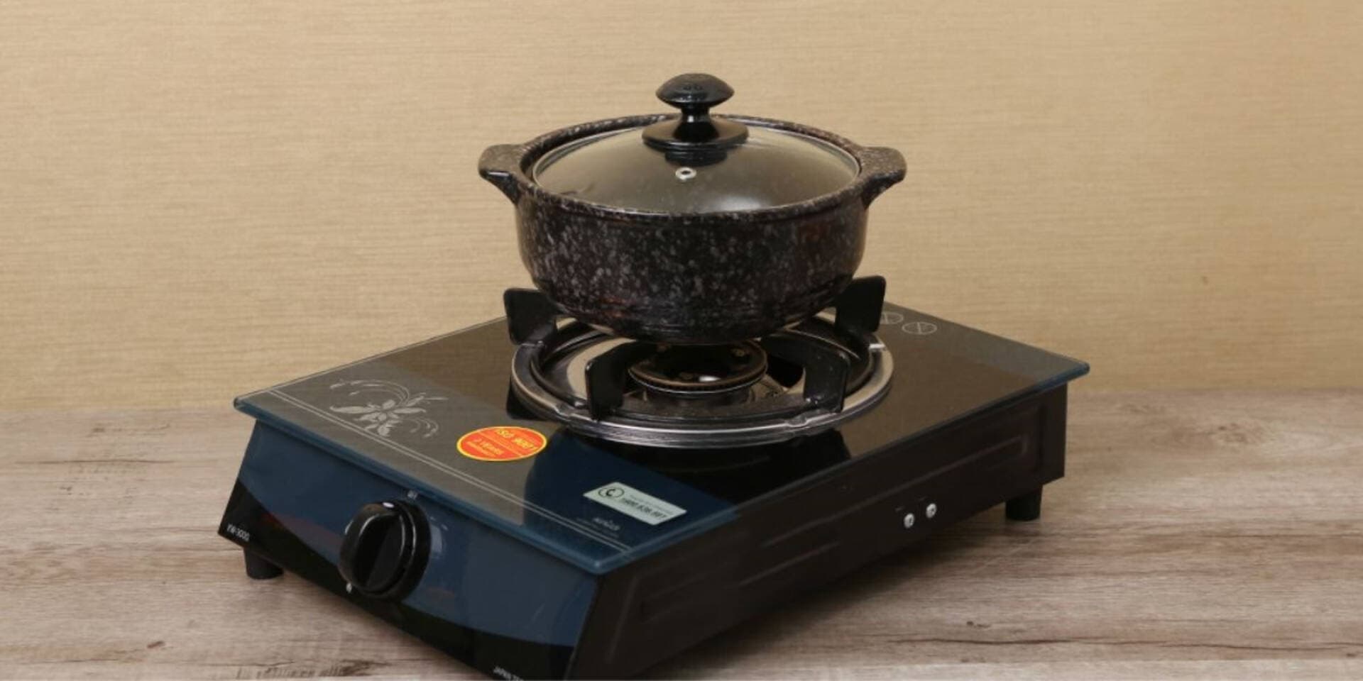 Top 6 loại nồi không nên sử dụng cho bếp gas để đảm bảo an toàn