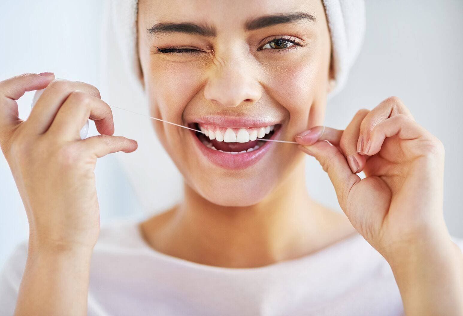 5 thói quen đơn giản giúp giảm hôi miệng hiệu quả, cho hơi thở thơm mát cả ngày
