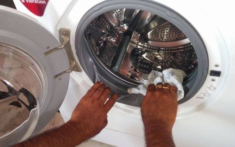 Sai lầm chí mạng khiến máy giặt mới dùng 3 năm đã hỏng: Rất nhiều người đang mắc phải mà không biết