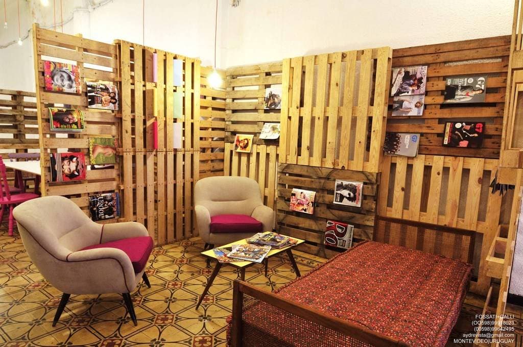 Học ngay cách làm giường bằng gỗ pallet để phòng ngủ thêm đặc biệt