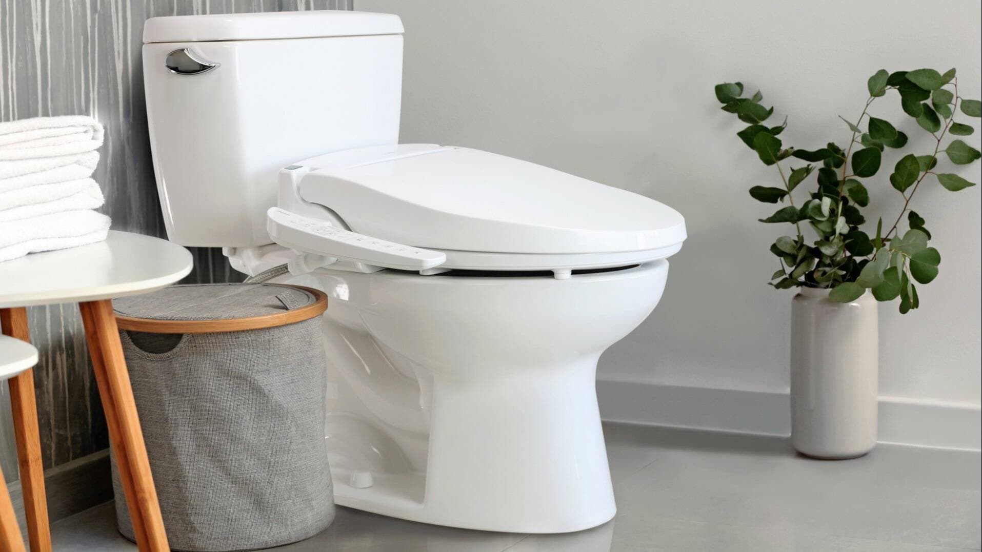 Tổng hợp 5 bồn cầu 1 khối giá rẻ, nhỏ gọn, “lọt top” các thiết bị vệ sinh tiêu biểu năm 2020