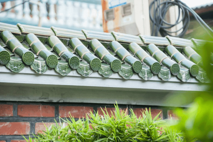 Ngói âm dương là gì? Ưu điểm và ý nghĩa phong thủy của ngói âm dương