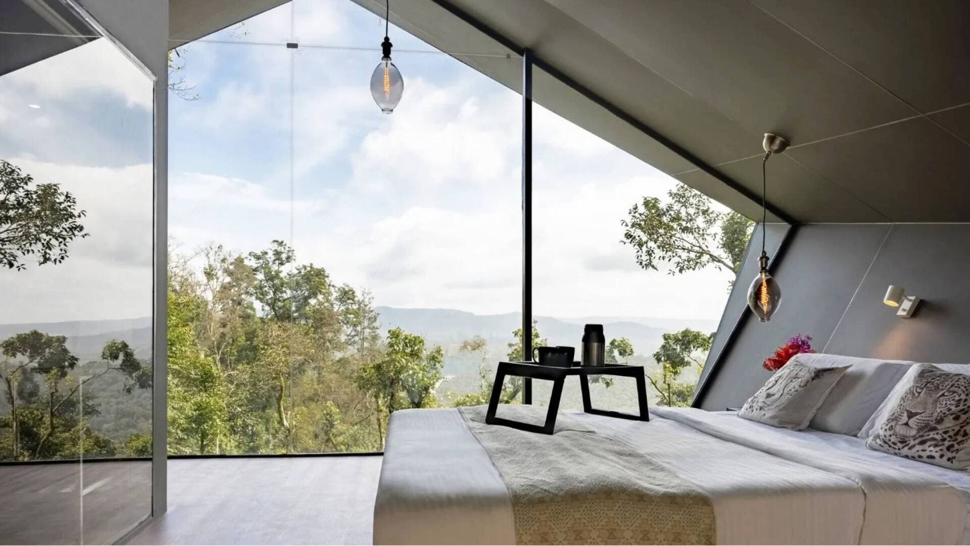 Tìm về bình yên của núi rừng và ẩn mình trong không gian sống tiện nghi chỉ 21m2