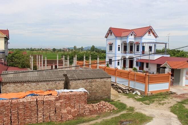 Hối hận vì để bố mẹ tự xây nhà và những hậu quả đáng tiếc