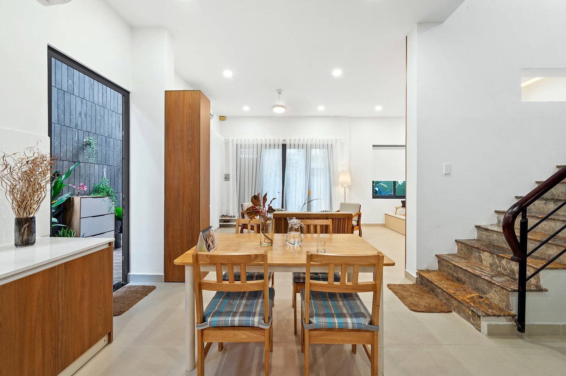 Mẫu xây nhà 2 tầng 600 triệu (kèm ảnh thực tế)