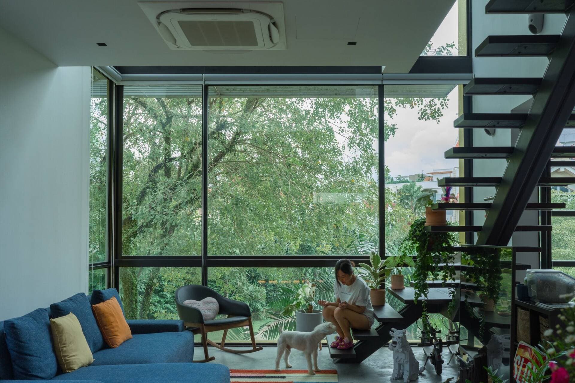 Căn hộ thông tầng “không tường” của cặp vợ chồng trẻ, hướng tới cuộc sống phóng khoáng