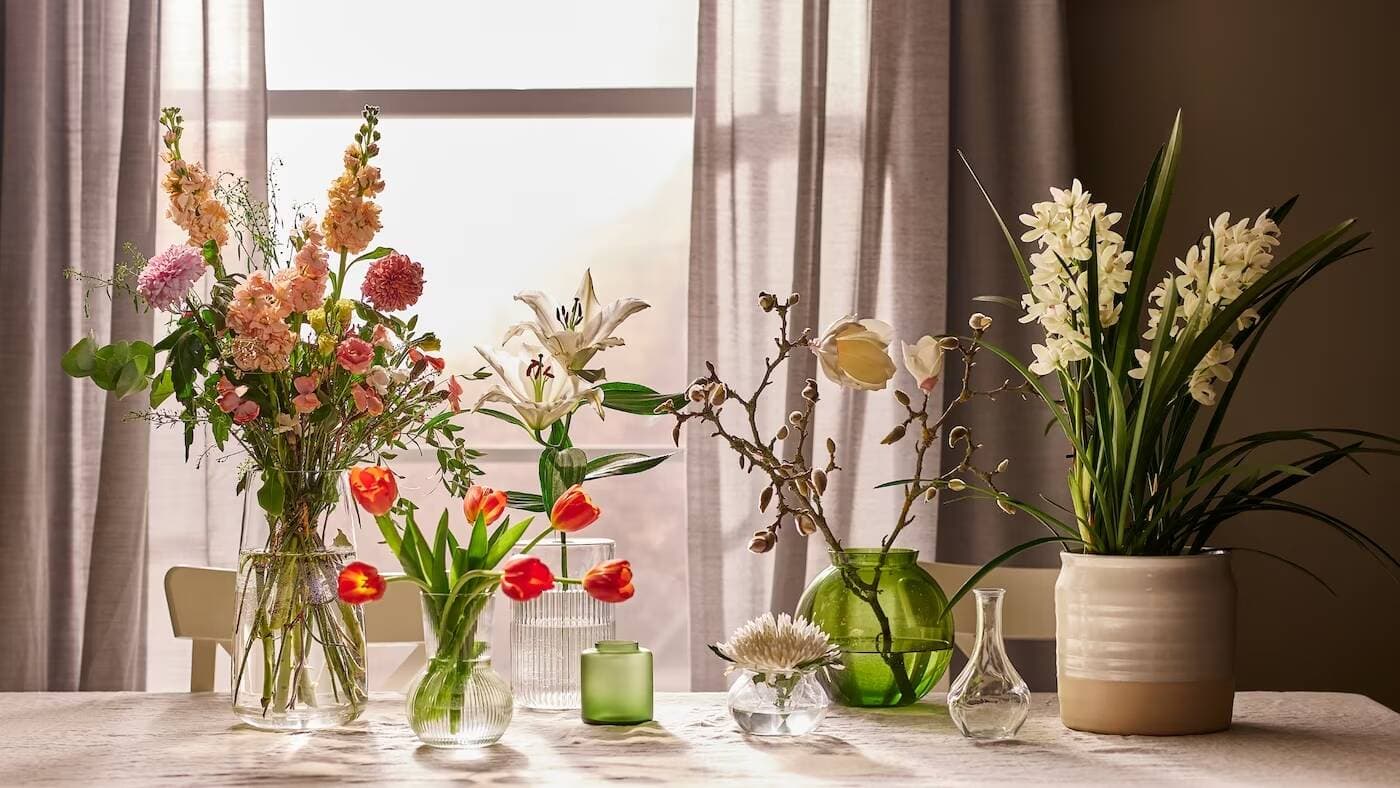 Mẹo chọn bình cắm hoa Tết 2024 cực hay và hữu dụng, cứ cắm là đẹp