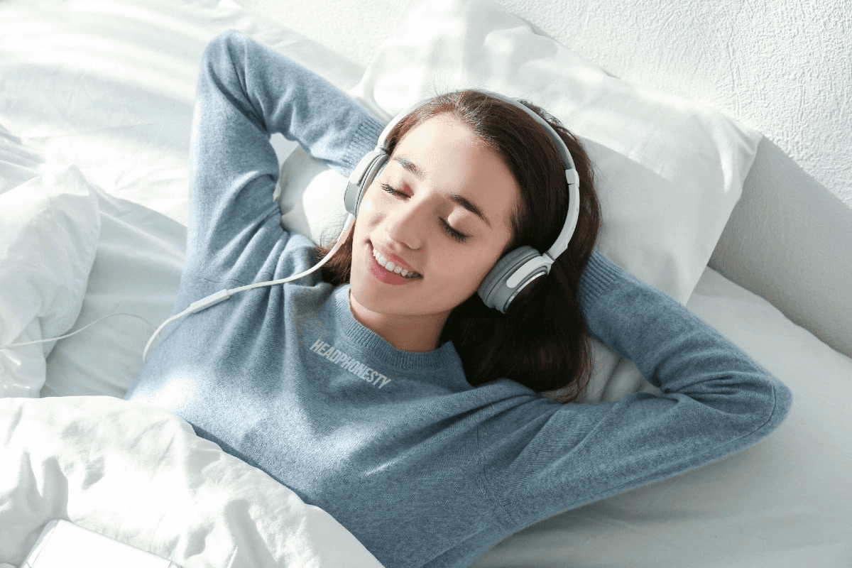 5 lưu ý khi dùng tai nghe để tránh mất thính lực vĩnh viễn