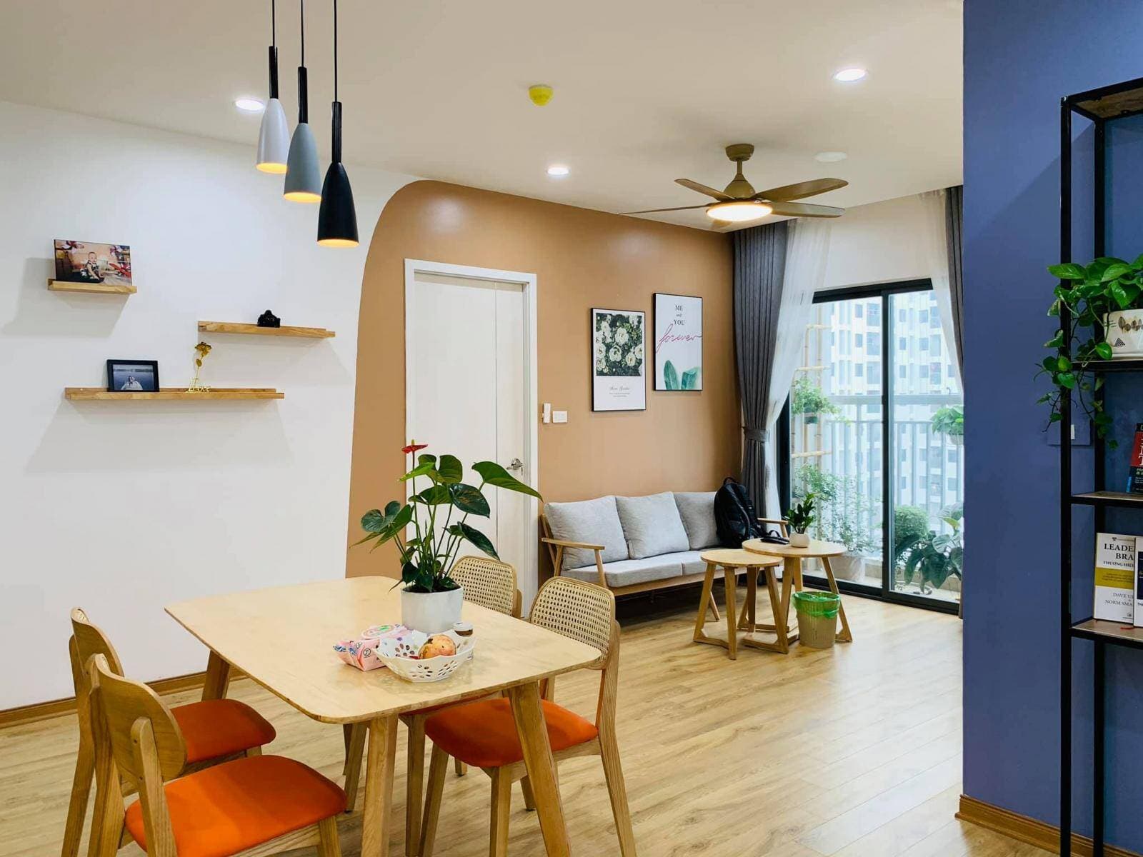 Vợ chồng giáo viên tự tay “hô biến” nhà ở xã hội 69m2 thành tổ ấm xinh đẹp chỉ với 200 triệu đồng