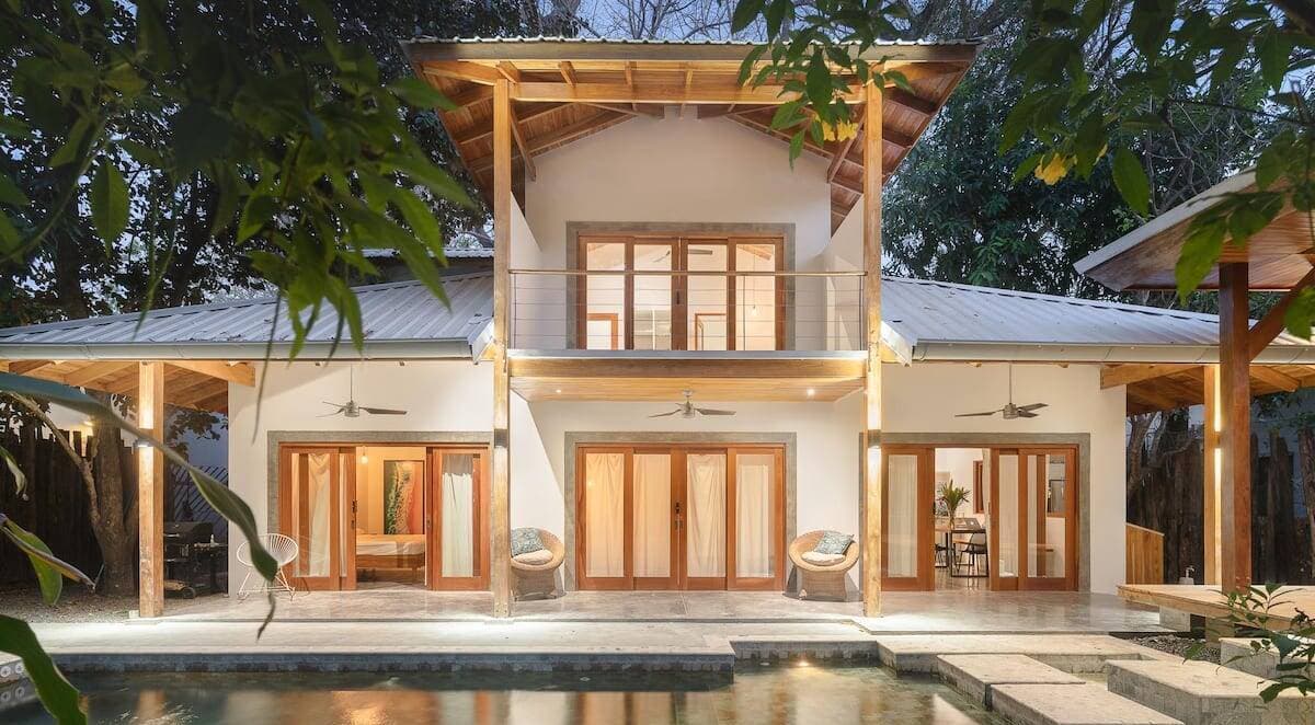Tìm về bình yên nơi tâm trí với ngôi nhà trú trong rừng cây xanh