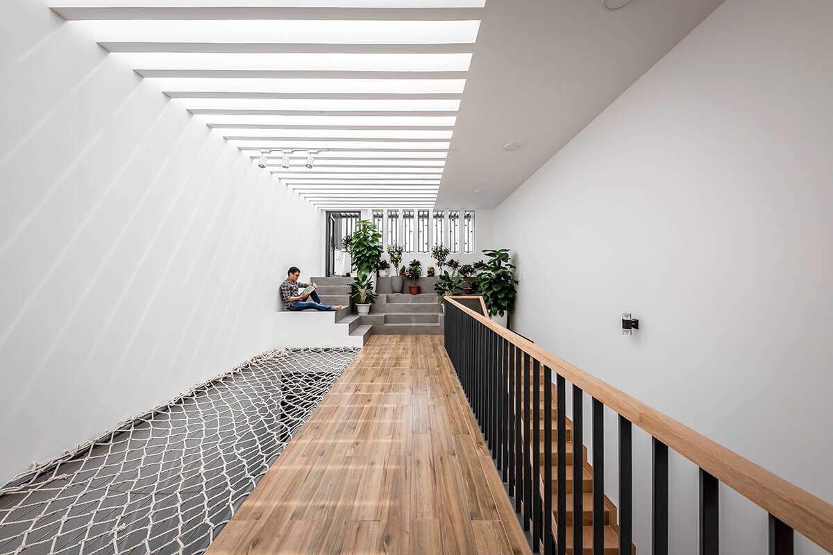 Nhà ống 100m2 dành hẳn 1 tầng để làm 'ốc đảo' nghỉ ngơi, thư giãn