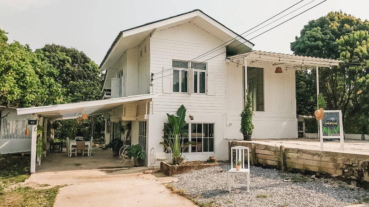 Cải tạo nhà 70 tuổi thành homestay kiểu miệt vườn