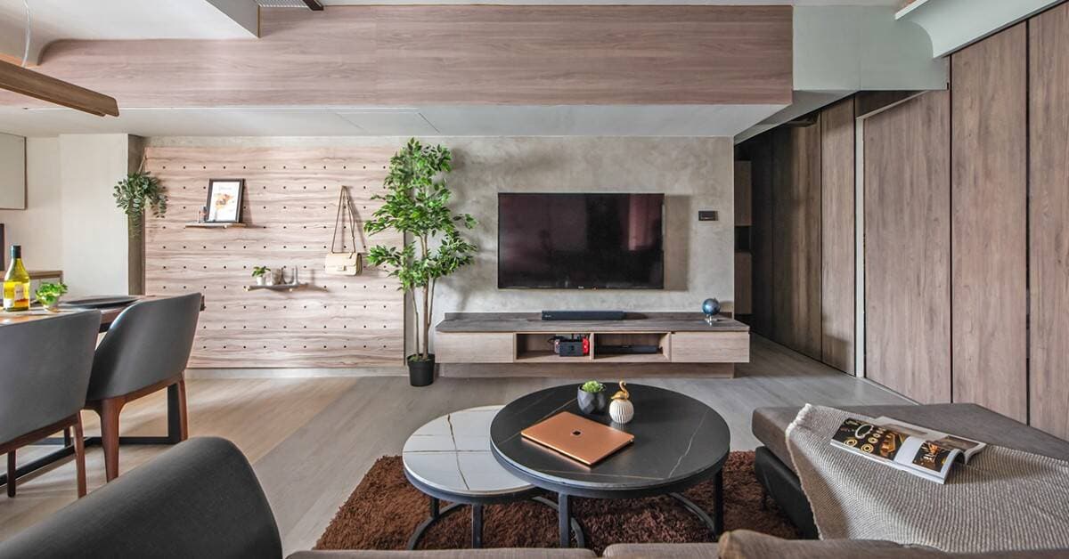 Chỉ có 1 cửa sổ, thiếu phòng ngủ, nhà tắm nhỏ và rất nhiều bất tiện khác, buộc gia chủ phải cải tạo nhà