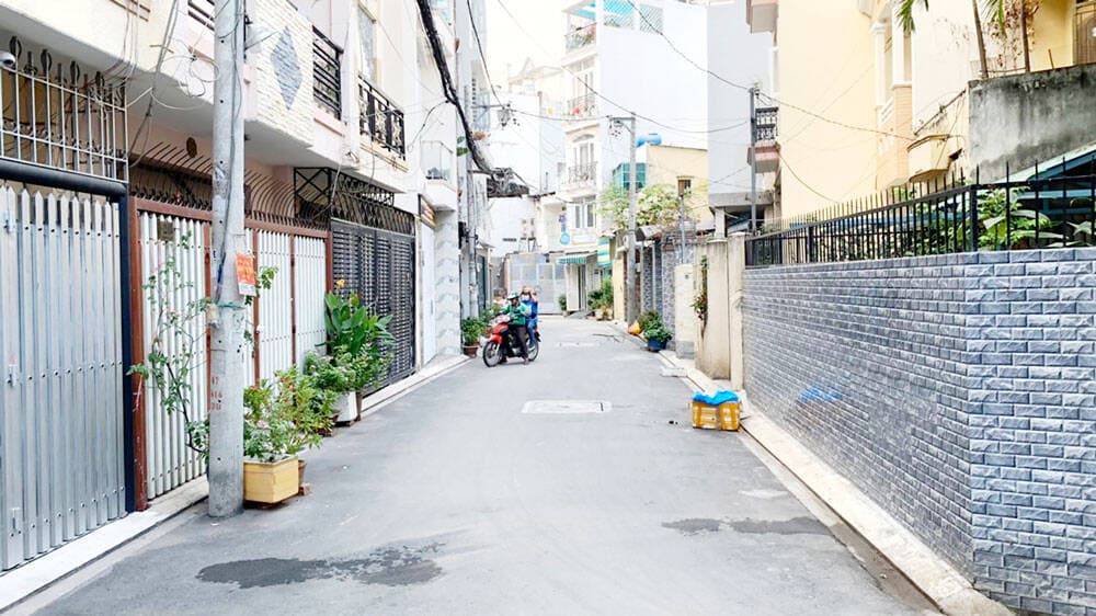 Thu nhập 50 - 100 triệu / tháng cũng không dám mua nhà đất Sài Gòn