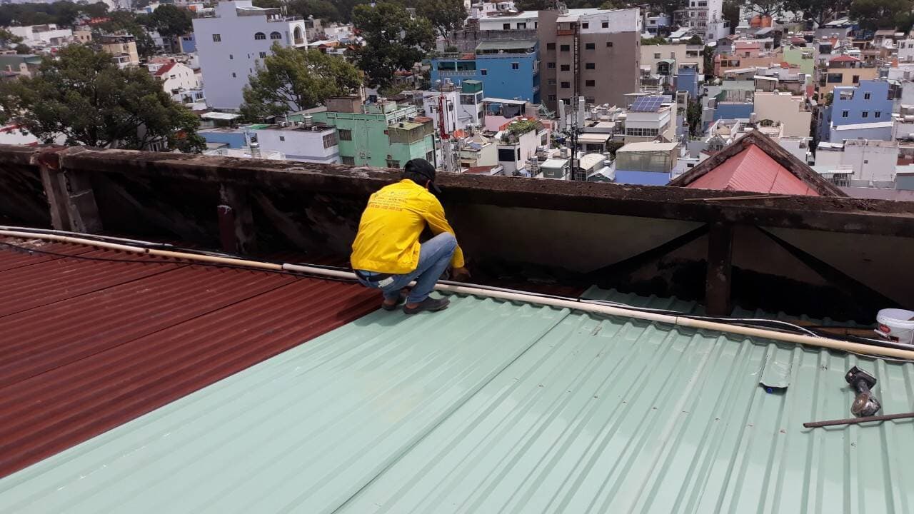 3 lỗi lắp đặt mái tôn thường gặp và lưu ý khi thi công lắp đặt mái tôn