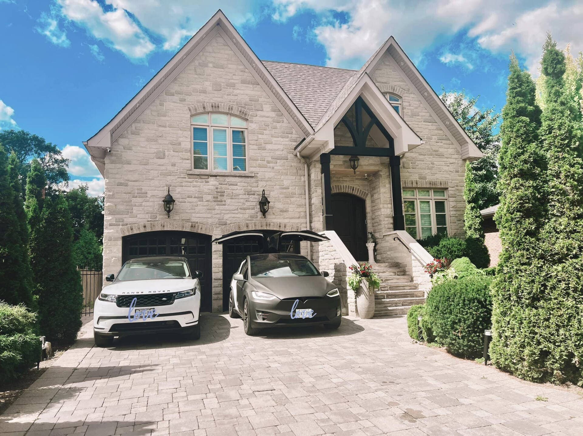Căn villa nghỉ dưỡng 1000m2 ở Canada của vợ chồng Việt, trị giá 61 tỷ đồng