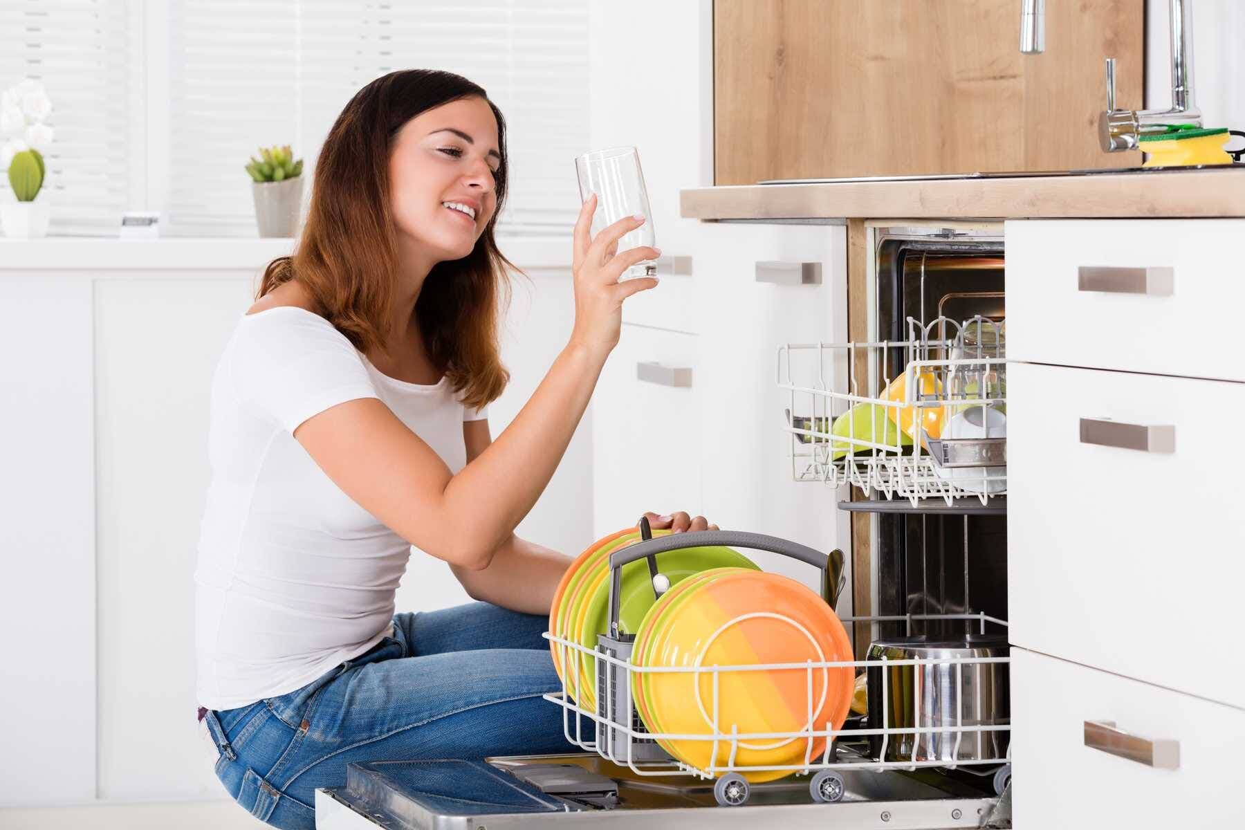 Lưu ý khi chọn mua máy rửa bát cho gia đình ít người, không gian hẹp