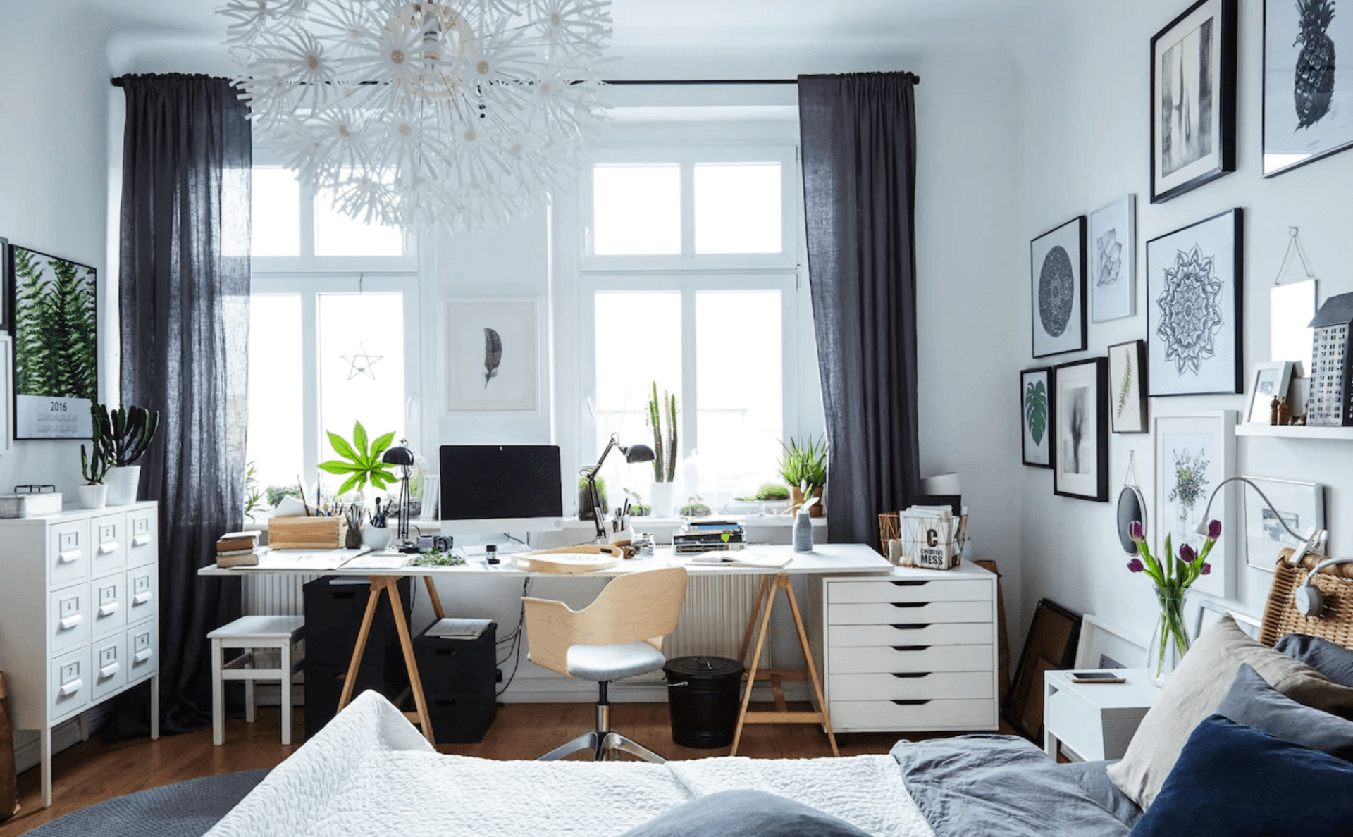Những lưu ý khi đặt bàn làm việc trong phòng ngủ
