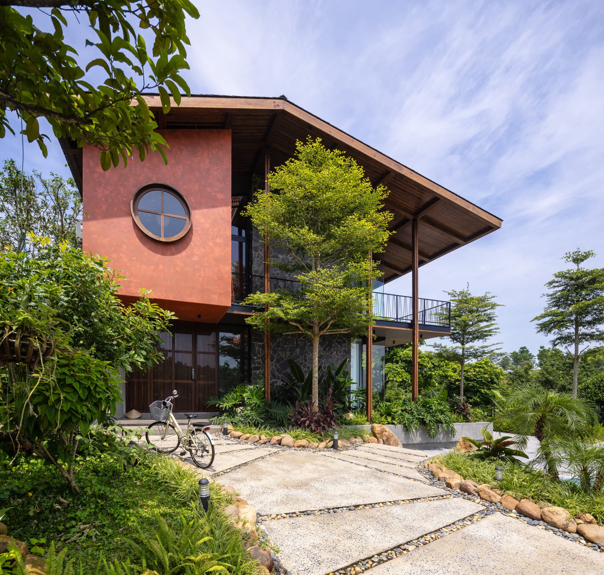 BIRD HOUSE VILLA