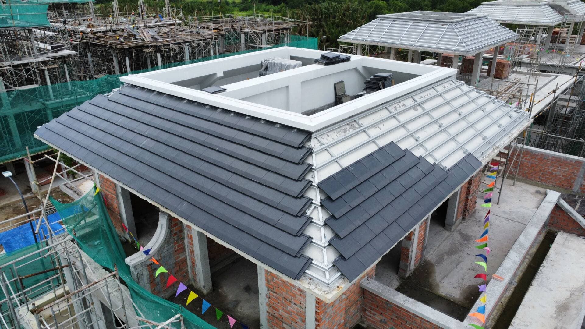 Hướng dẫn cách lợp ngói sóng Prime đúng kỹ thuật