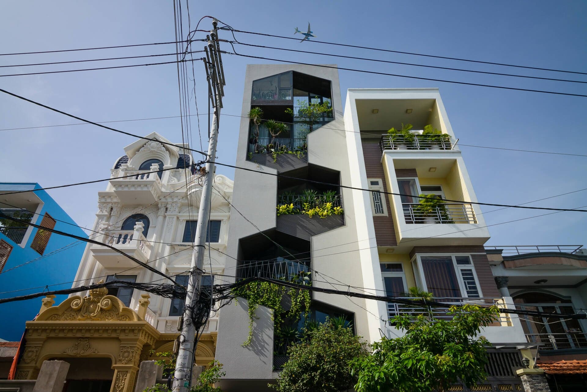 NHT House - Nhà ở kết hợp với văn phòng cho thuê