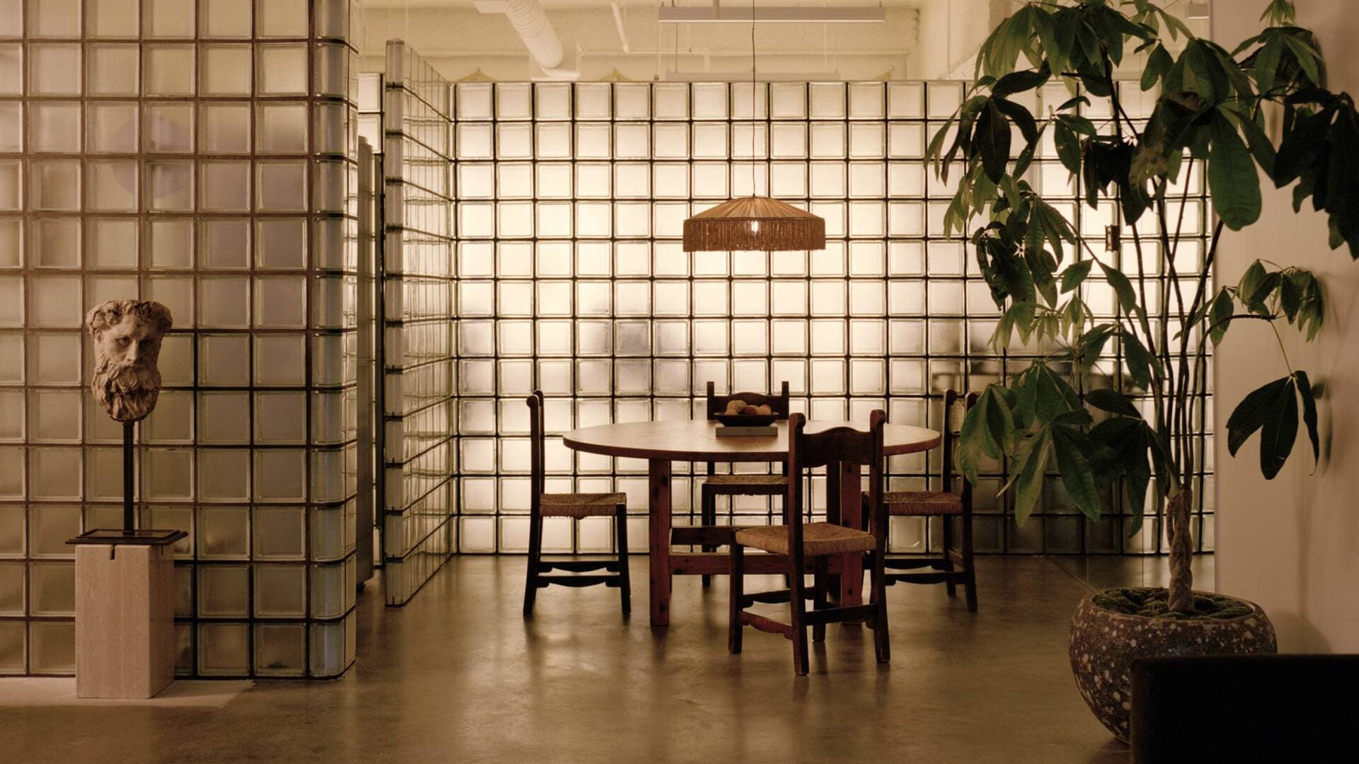 Khi nơi làm việc trở thành tổ ấm sáng tạo tại Los Angeles
