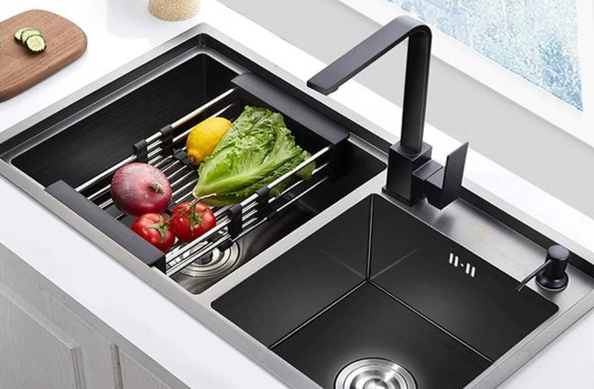 Chậu rửa bát lắp âm và lắp nổi, đâu là giải pháp hoàn hảo cho căn bếp của gia đình bạn?