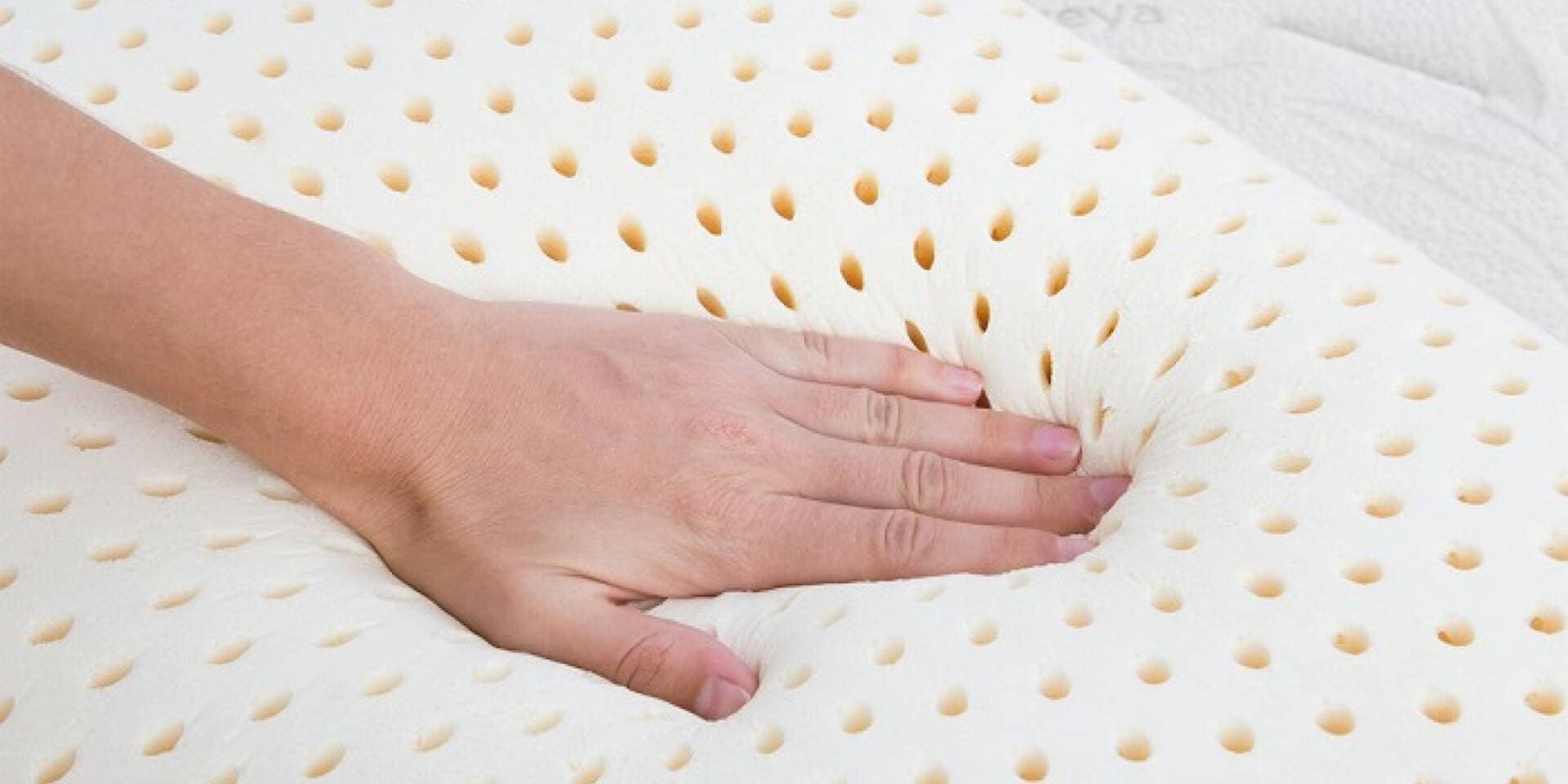 Nệm foam có phải là nệm cao su non không? Dùng nệm foam có tốt không?