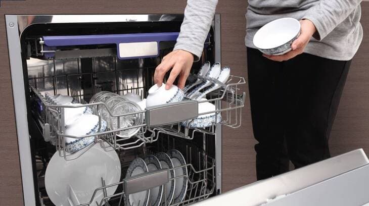 Bà nội trợ Việt chia sẻ hết kinh nghiệm sử dụng máy rửa bát, đúc rút sau 1 năm sử dụng