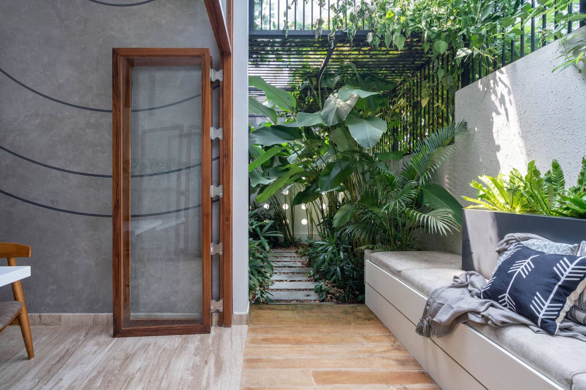 Nhà phố mà cứ ngỡ resort, mỗi góc là một thiết kế khác biệt để 'thấu hiểu' tất cả nhu cầu của gia chủ