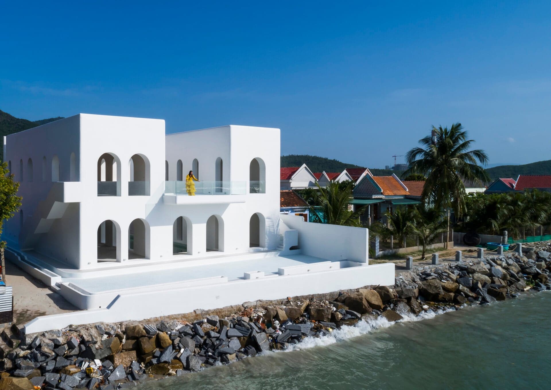 SANTO by the Sea - Một Địa Trung Hải hiện đại giữa lòng Nha Trang, Khánh Hoà