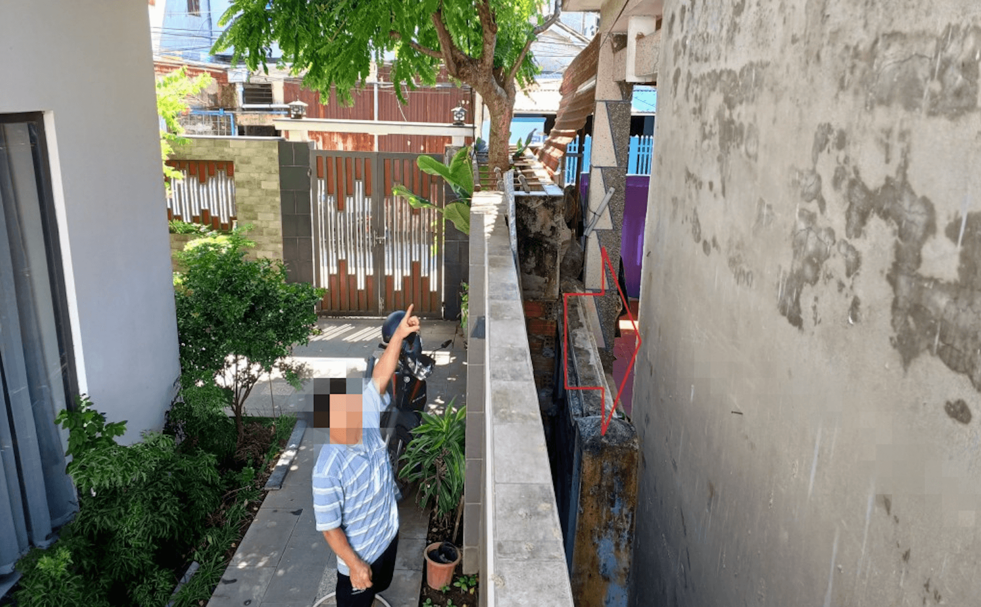 Tư vấn xử lý khi hàng xóm gây khó dễ không cho bán đất
