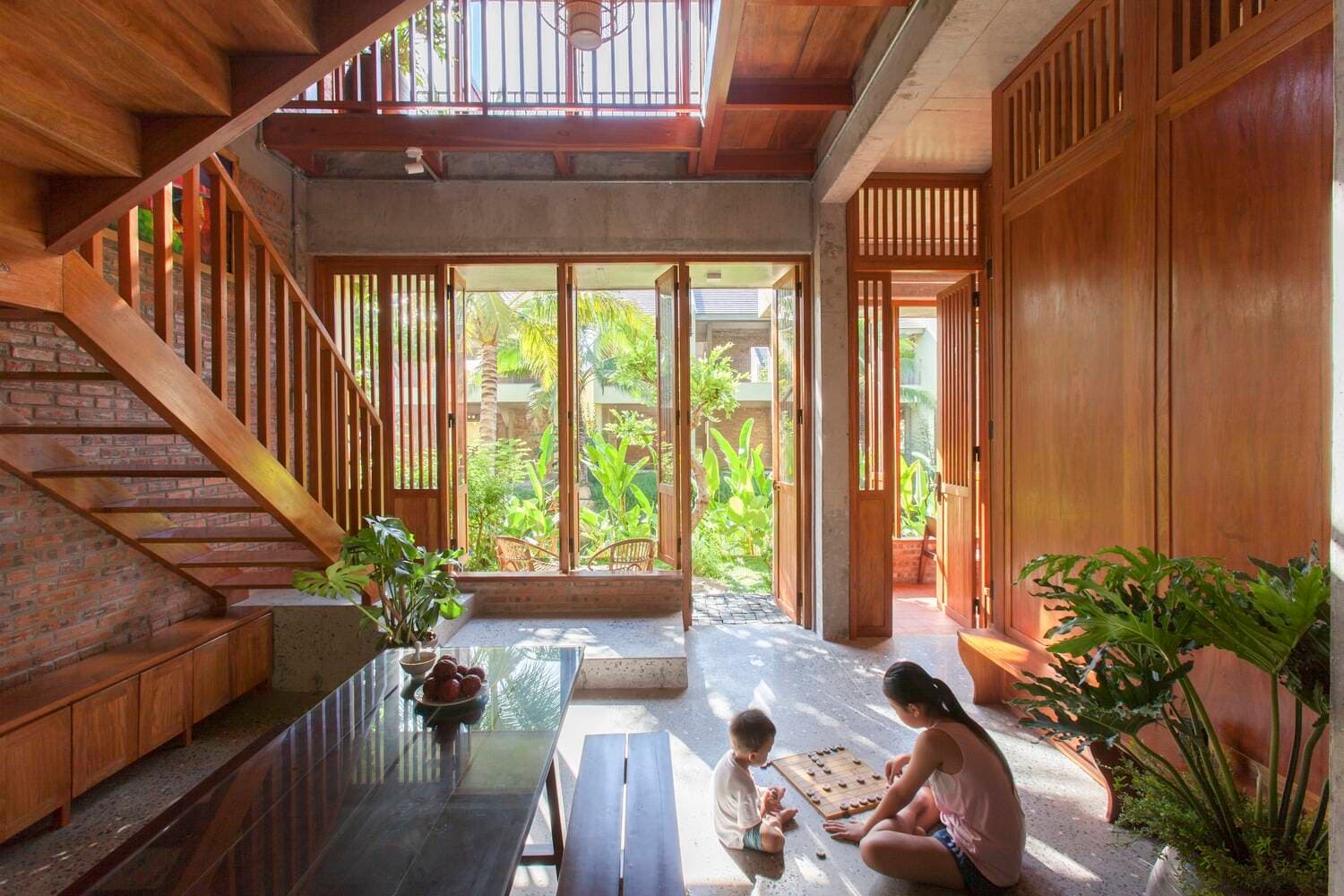 Nhà phân chia bằng khung gỗ và vải để giữ nét đặc trưng của phố cổ Hội An