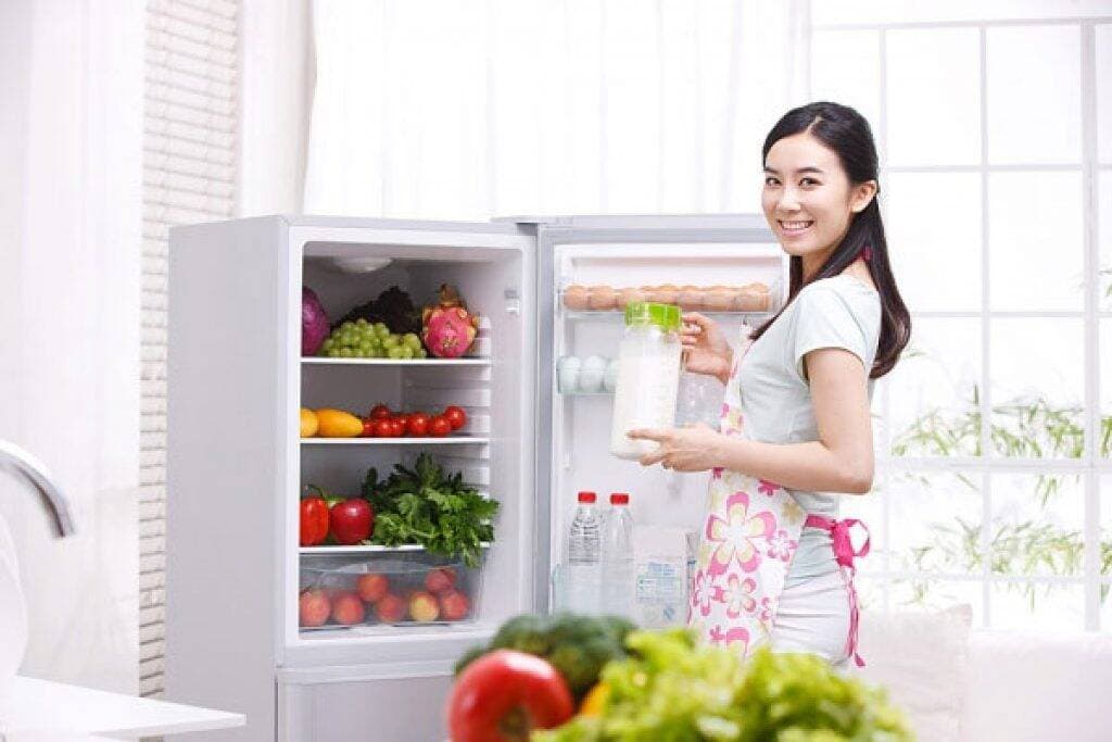 4 mẹo sắp xếp tủ lạnh giúp dù mua nhiều bao nhiêu vẫn thừa chỗ để