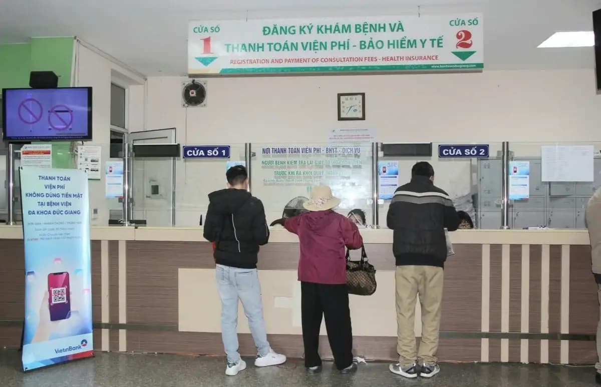 Mẫu Giấy chuyển tuyến khám chữa bệnh BHYT mới nhất năm 2025