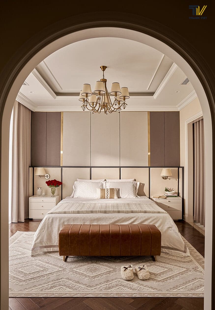 King Bedroom tại Emery Villa Thảo Điền - Không gian nghỉ dưỡng chuẩn 5 sao sang trọng và thư thái