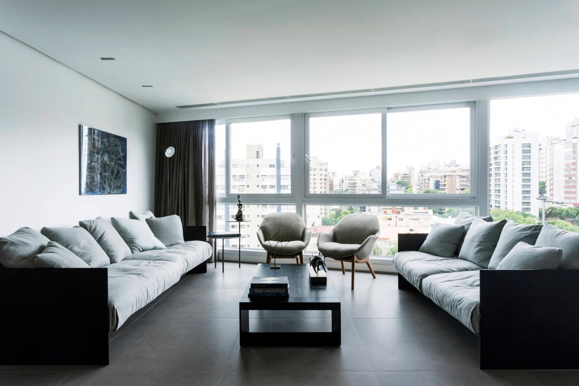 Tito Apartment - Căn hộ của chàng trai độc thân với lối thiết kế linh hoạt, hiện đại và bảng màu ấn tượng