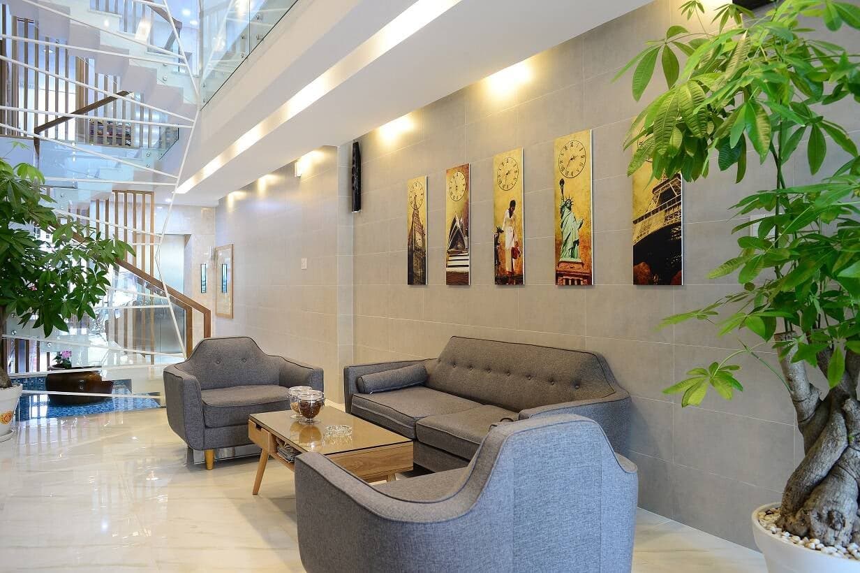 Ngôi nhà có chiều dài gấp 8 lần chiều ngang, sở hữu thiết kế vô cùng sáng thoáng tại Sài Gòn