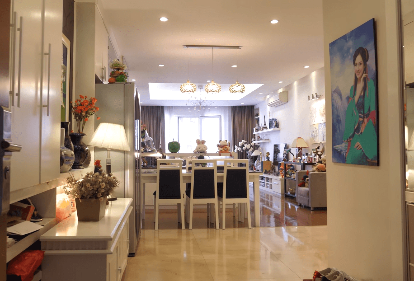 Không gian sống bình dị đến khó tin của Mai Phương Thúy, nhìn qua không ai nghĩ là nơi ở của người nổi tiếng