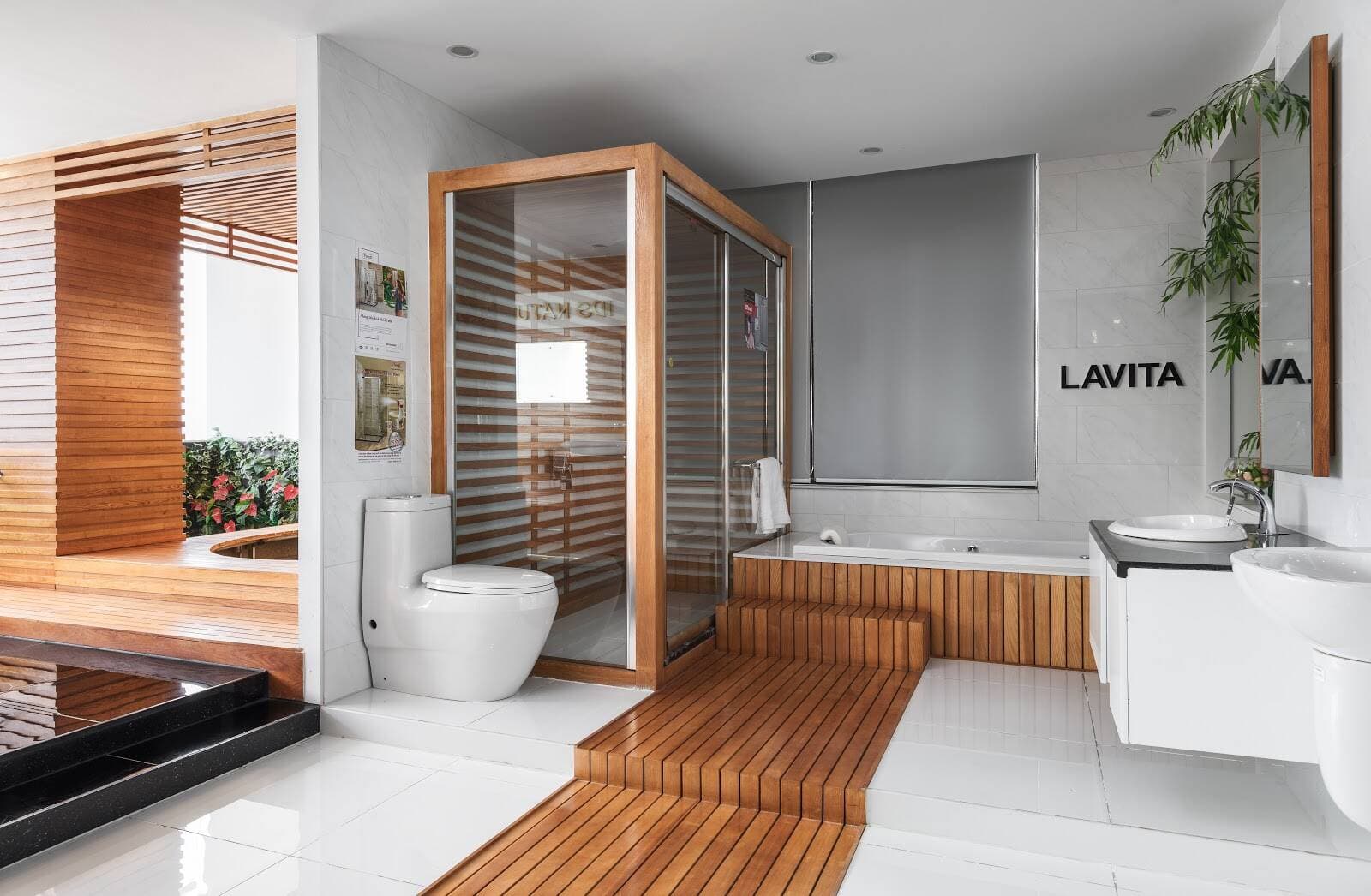 Muốn lắp phòng tắm kính nên chọn thương hiệu nào, địa chỉ ở đâu?