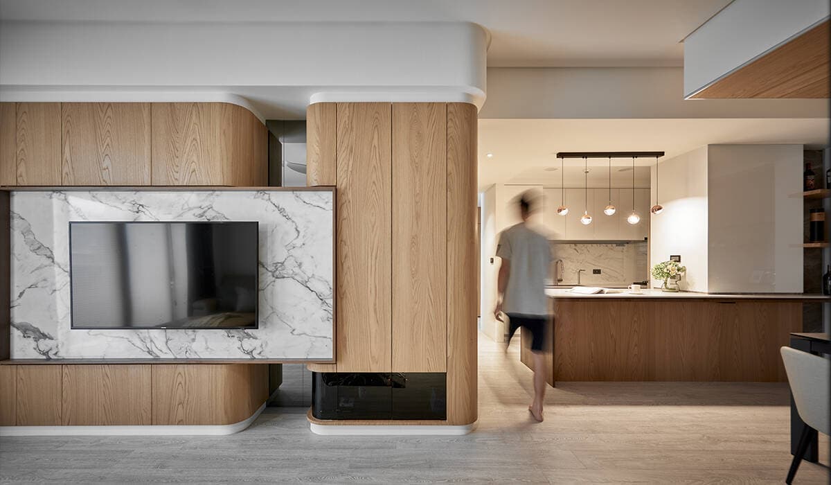 Căn hộ 110m2 lấy tủ làm tường, thiết kế theo nhu cầu “giấu hết đồ đạc” của gia chủ