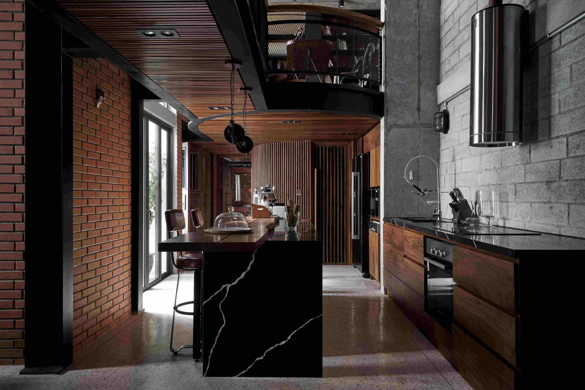 Căn Penthouse cực “xịn” và chịu chơi của nam gia chủ độc thân “mang trái tim nghệ sĩ”