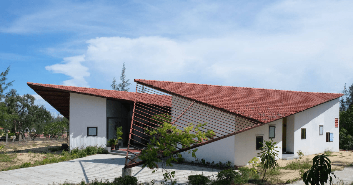Nhà 1 tầng thiết kế như cánh diều, gợi nhớ đến tuổi thơ tươi đẹp của gia chủ