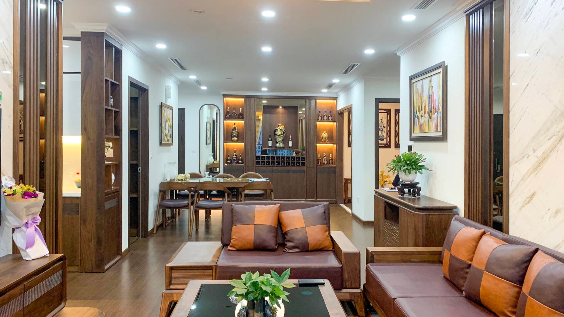 Sau nhiều năm, cuối cùng mình đã có được ngôi nhà nhỏ để phụng dưỡng cha mẹ tuổi già